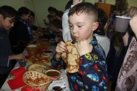 Закружилась карусель масленичных дней Закружилась карусель масленичных дней