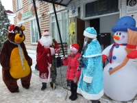 Праздник новогоднего дерева Праздник новогоднего дерева