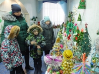 Праздник новогоднего дерева Праздник новогоднего дерева