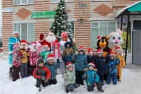 Праздник новогоднего дерева Праздник новогоднего дерева