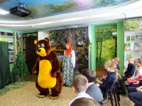 Время рассказывать сказки… Время рассказывать сказки…